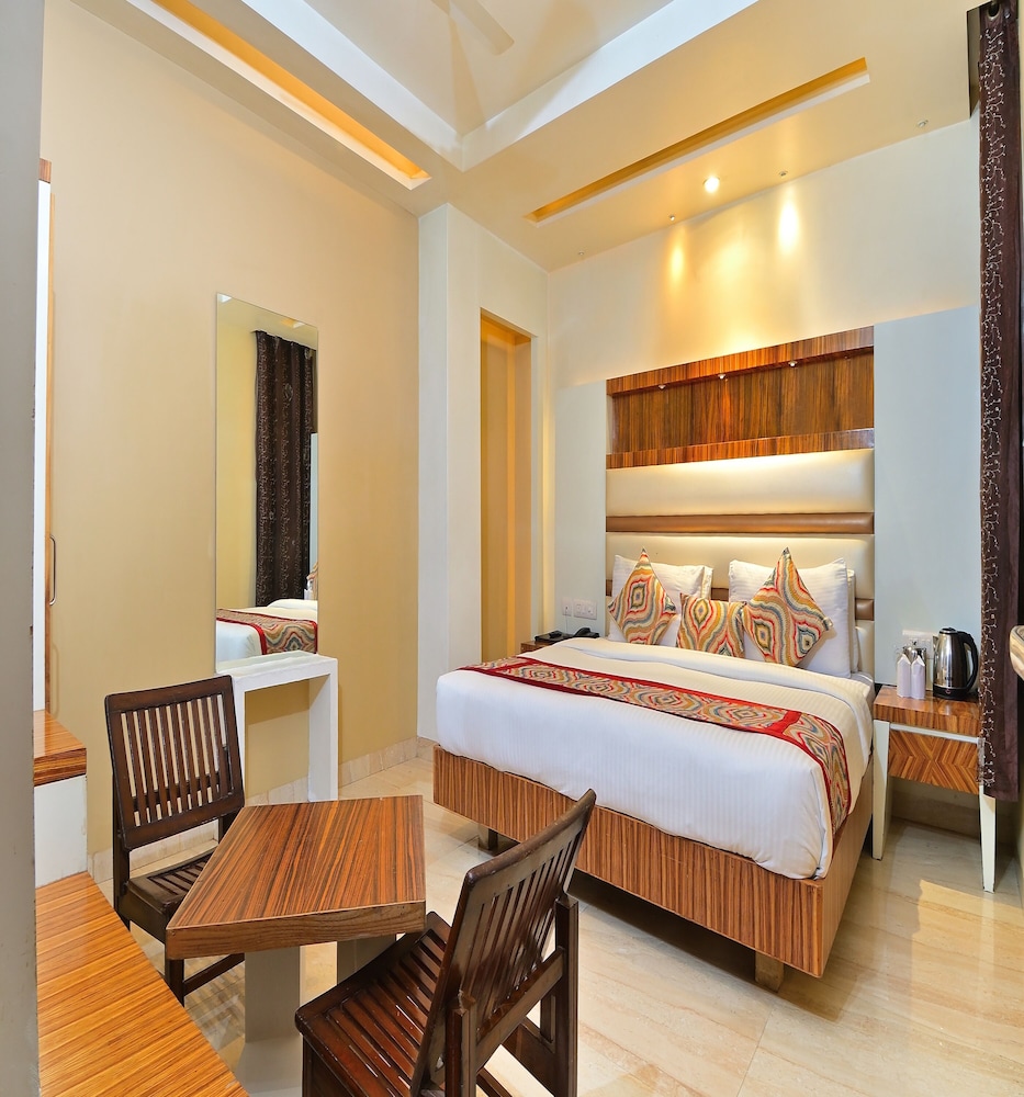 hari piorko inn express