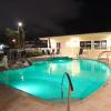 curtis inn and suites