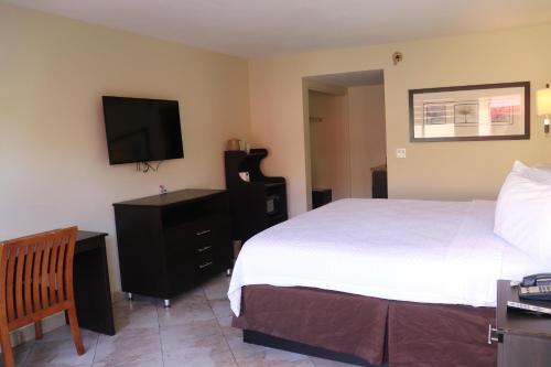 curtis inn and suites