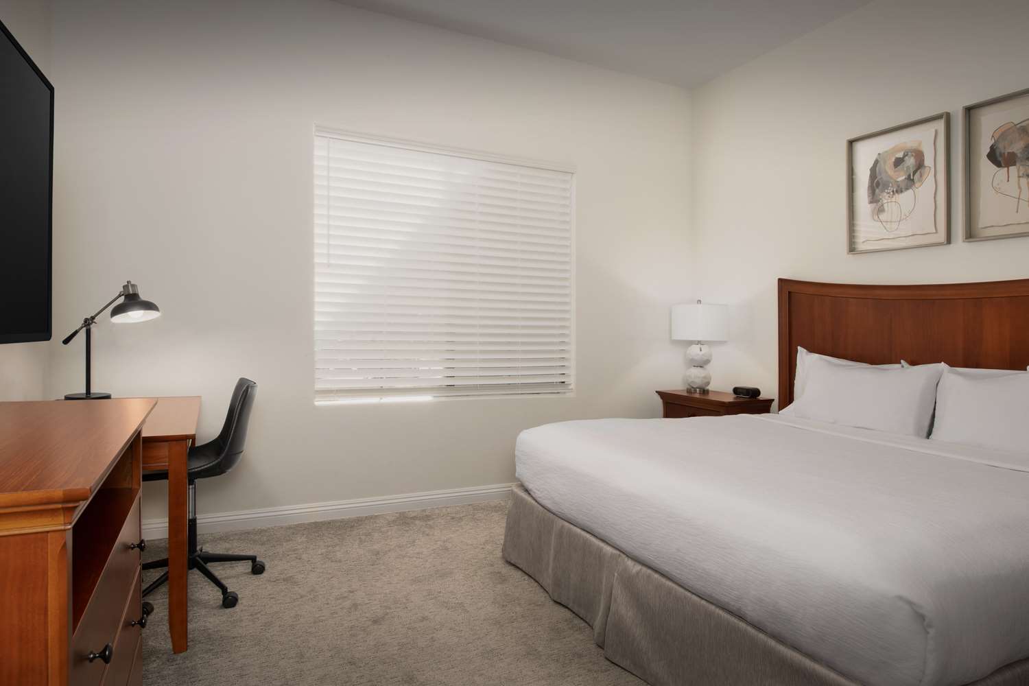 embassy suites la quinta hotel and spa