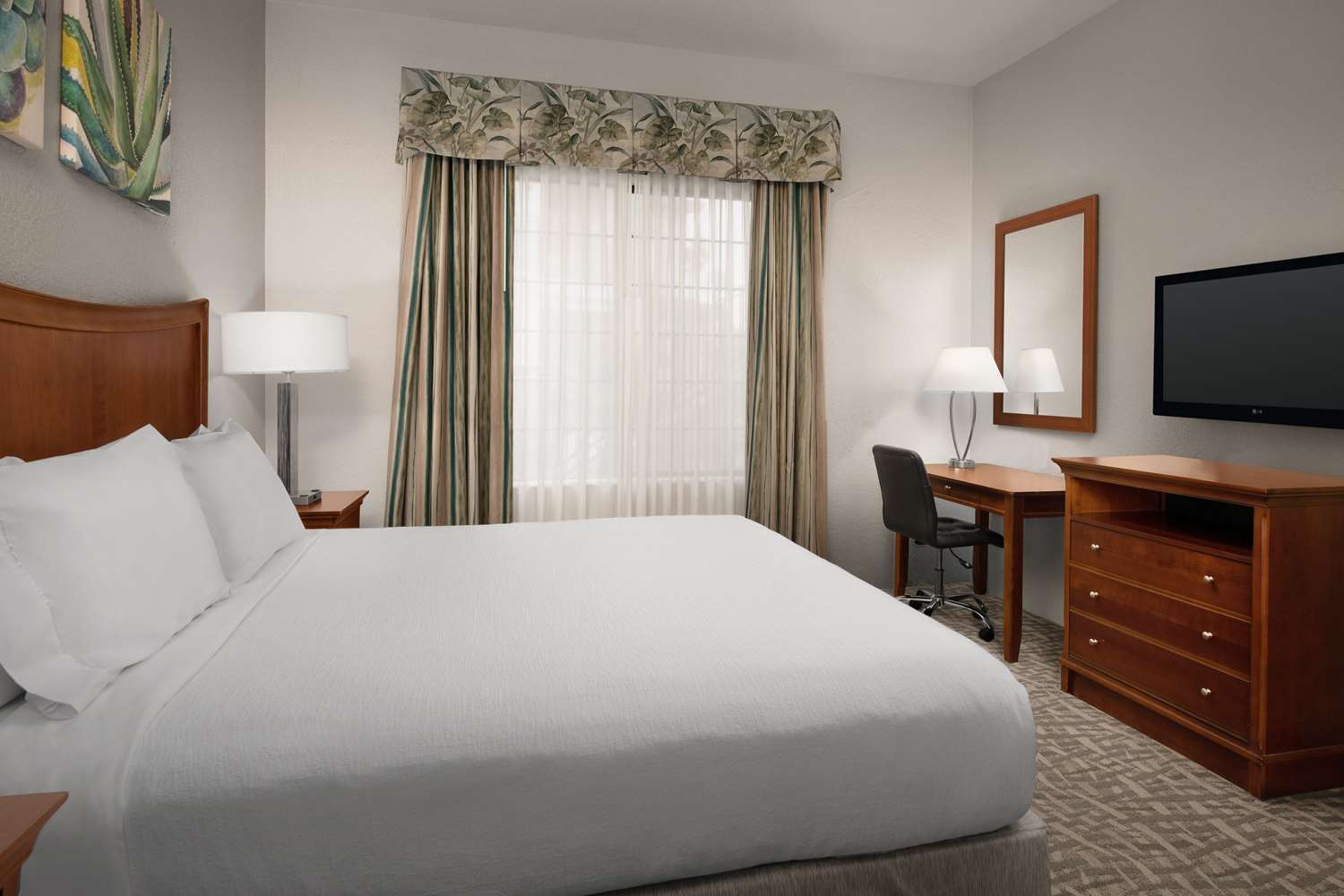 embassy suites la quinta hotel and spa