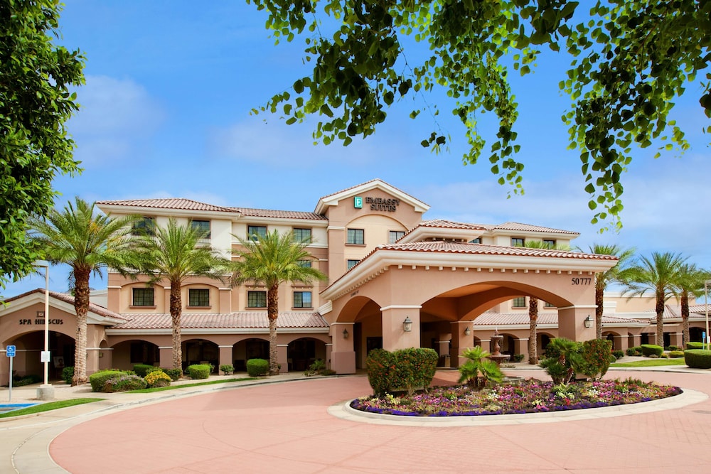embassy suites la quinta hotel and spa