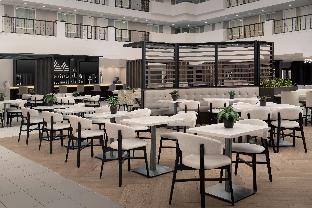 embassy suites la quinta hotel and spa
