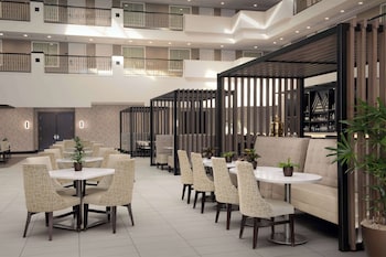 Embassy Suites La Quinta Hotel & Spa,Palm Springs>>La Quinta,4 star