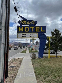 macs motel
