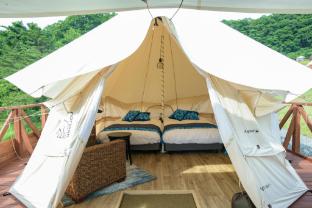 hawaiians glamping mauna village