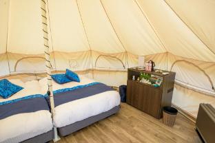 hawaiians glamping mauna village