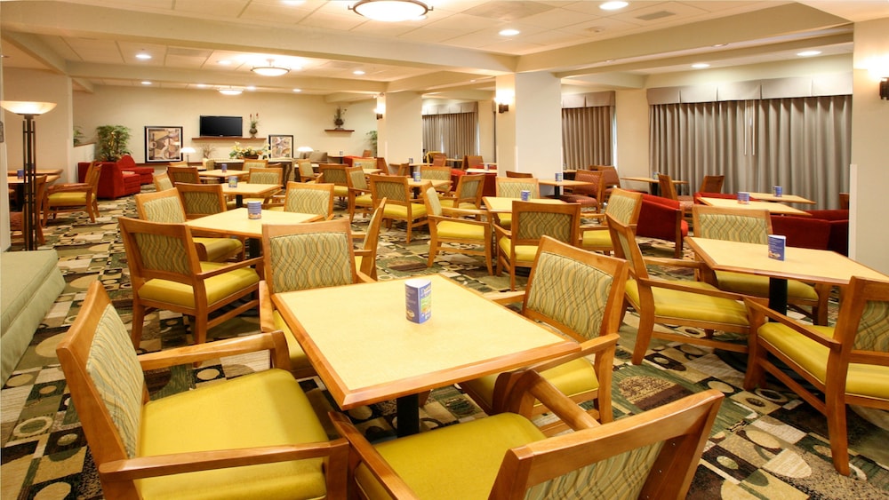 holiday inn express and suites monterrey aeropuerto by ihg