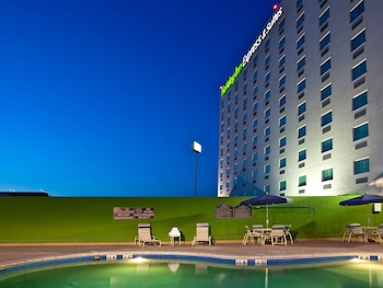 holiday inn express and suites monterrey aeropuerto by ihg