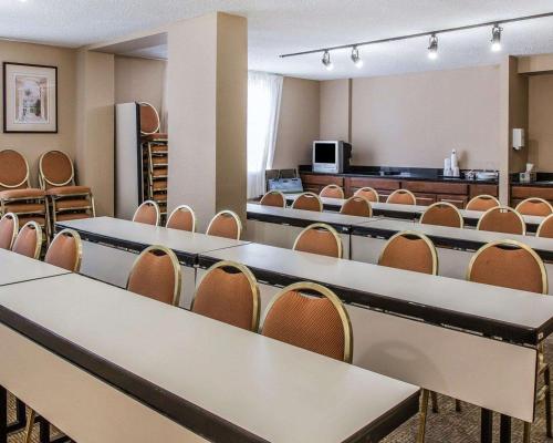 comfort inn and suites lakeland north i 4