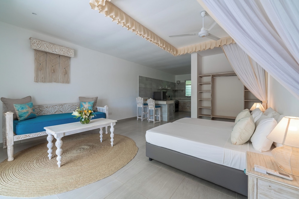 hibiscus home and apartments