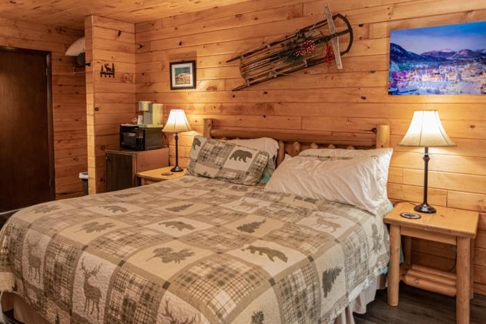 nickys resort