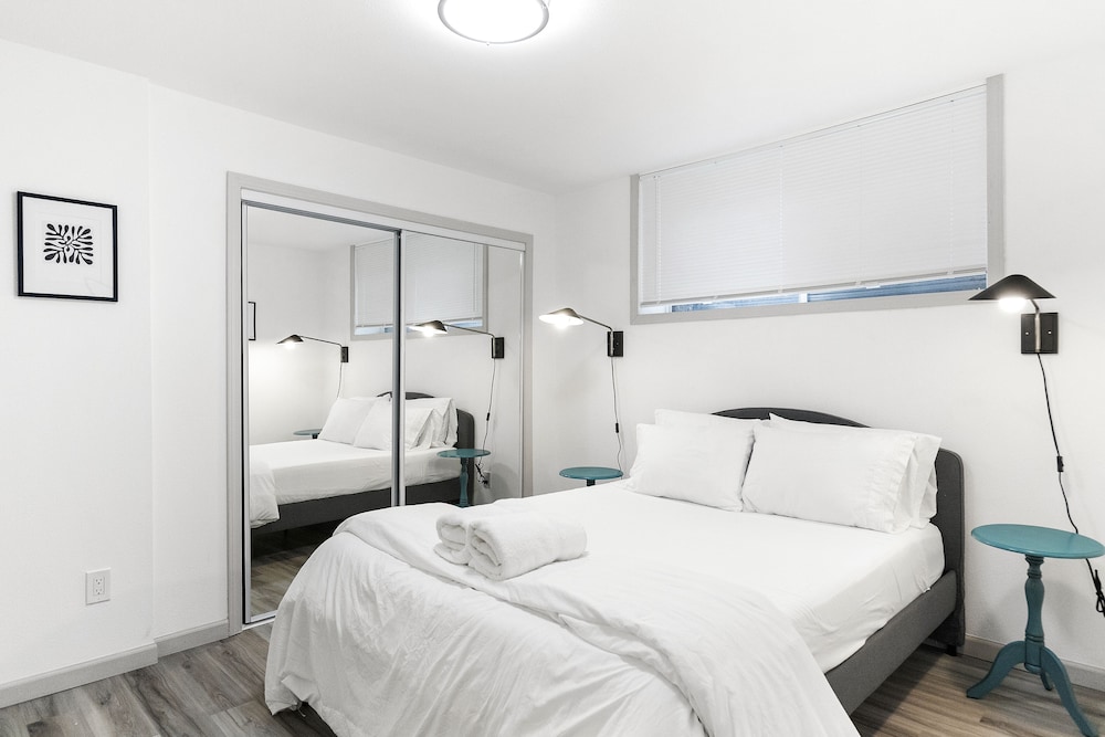 hillside in seattle well appointed