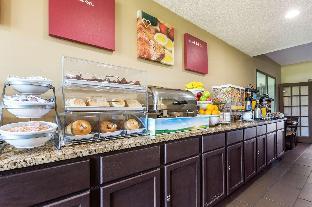 comfort suites near i 80 and i 94