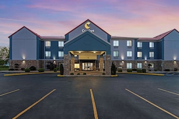 comfort suites near i 80 and i 94