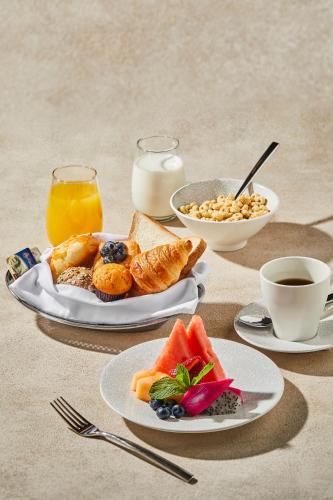 hilton changshu