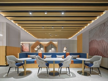 Hilton Garden Inn Aksu Downtown,,3.5 star