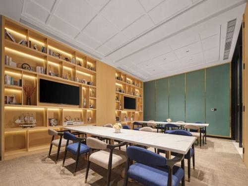 hilton garden inn aksu downtown