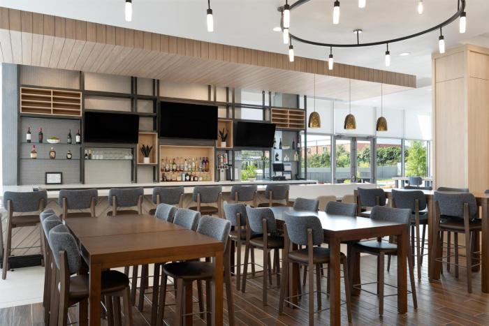 hilton garden inn austin central