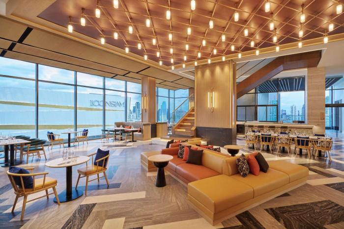 hilton garden inn bangkok riverside