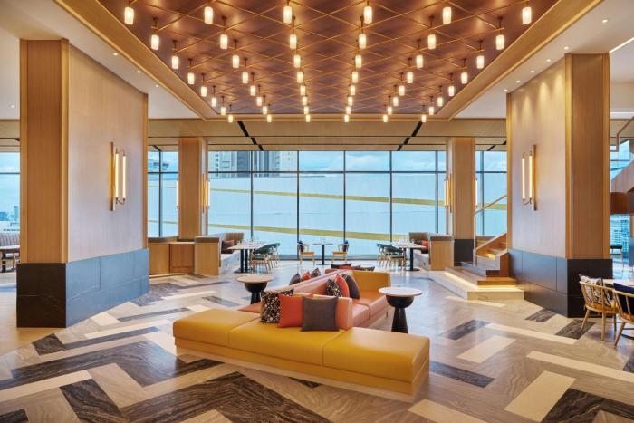 hilton garden inn bangkok riverside