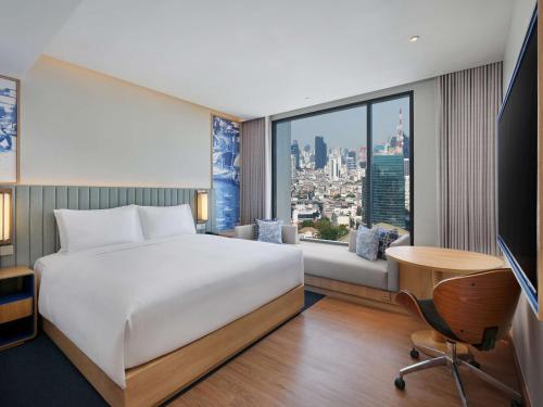 hilton garden inn bangkok riverside