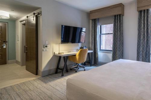 hilton garden inn dayton downtown