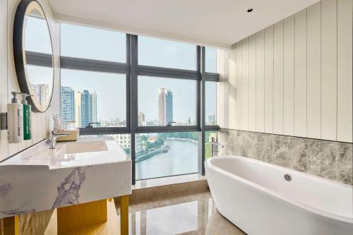 hilton garden inn foshan lishui