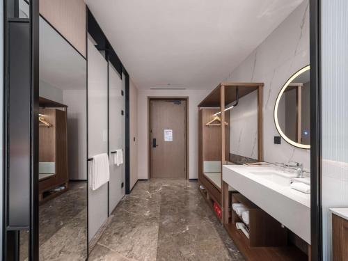hilton garden inn taiyuan binhe