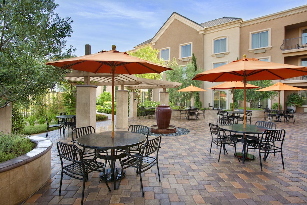 ayres hotel chino hills