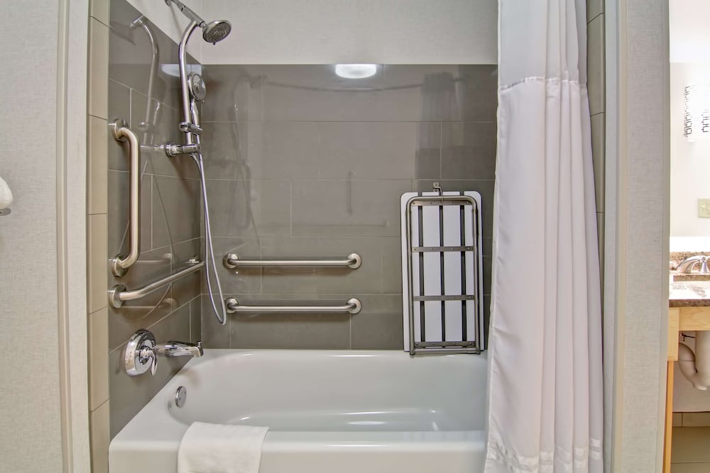 homewood suites by hilton stratford