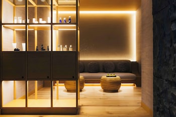 Hilton Kyoto,,4 star