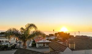 Cayucos Sunset Inn B&B,Paso Robles>>Cayucos,4 star