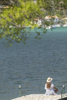 cleopatra beach hotel