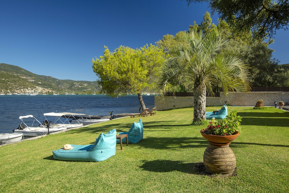 cleopatra beach hotel