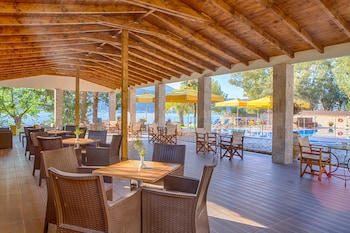 cleopatra beach hotel