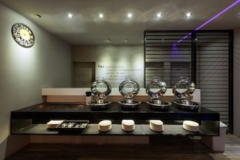forward suites i