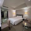 forward suites i