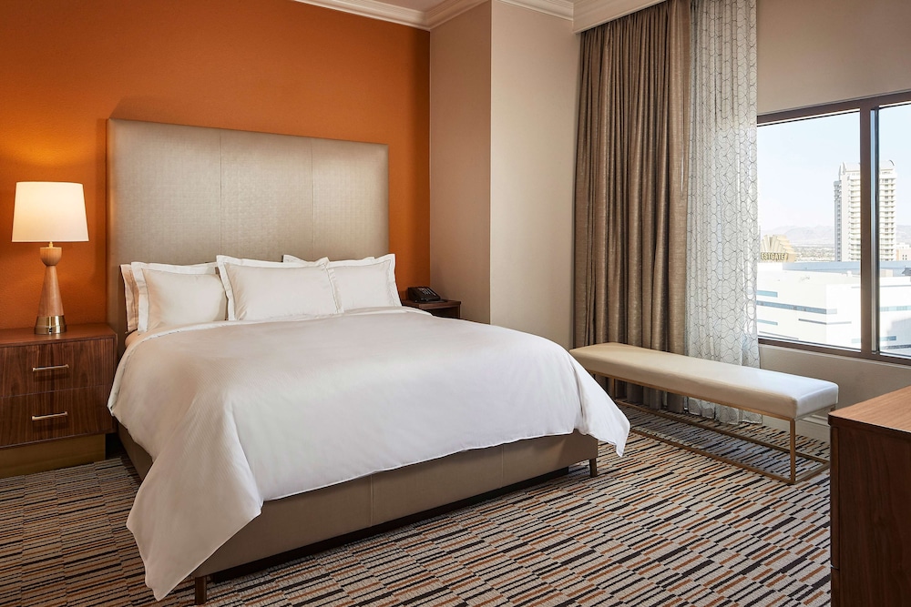 hilton grand vacations club on the las vegas strip