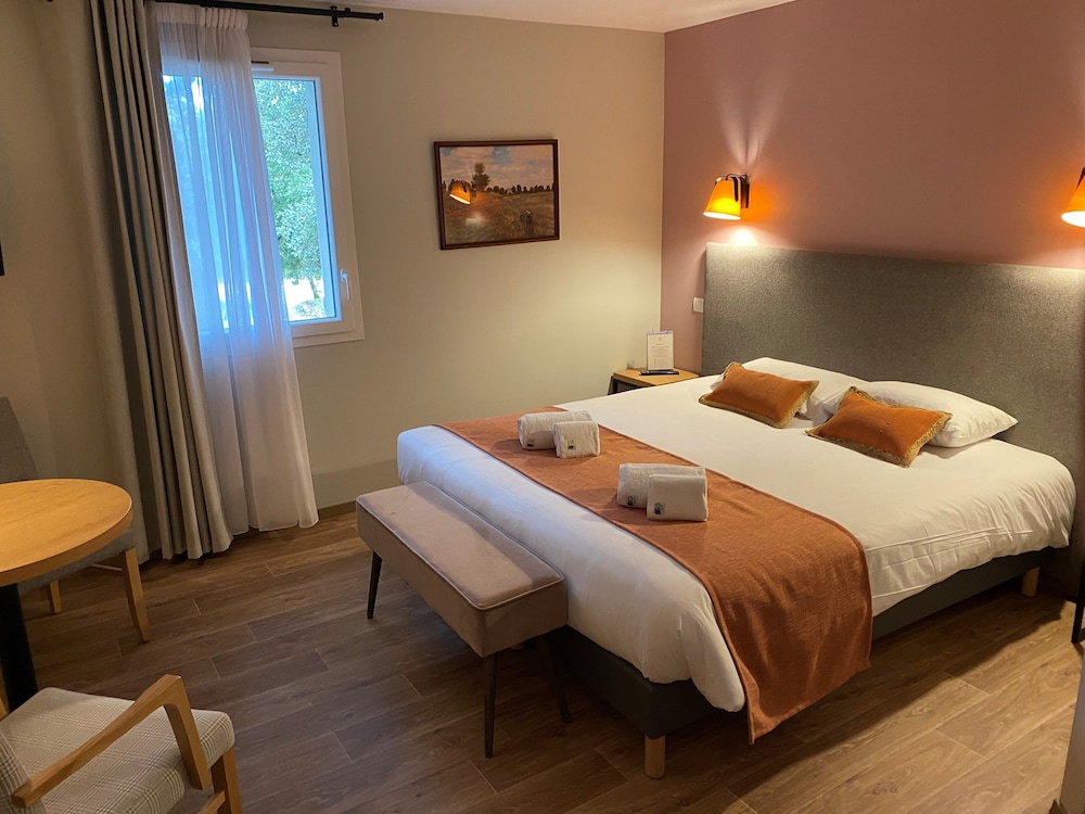 hotel la bastide de grignan