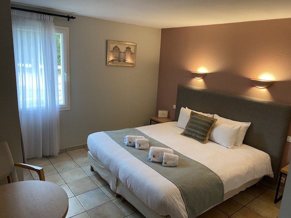 hotel la bastide de grignan