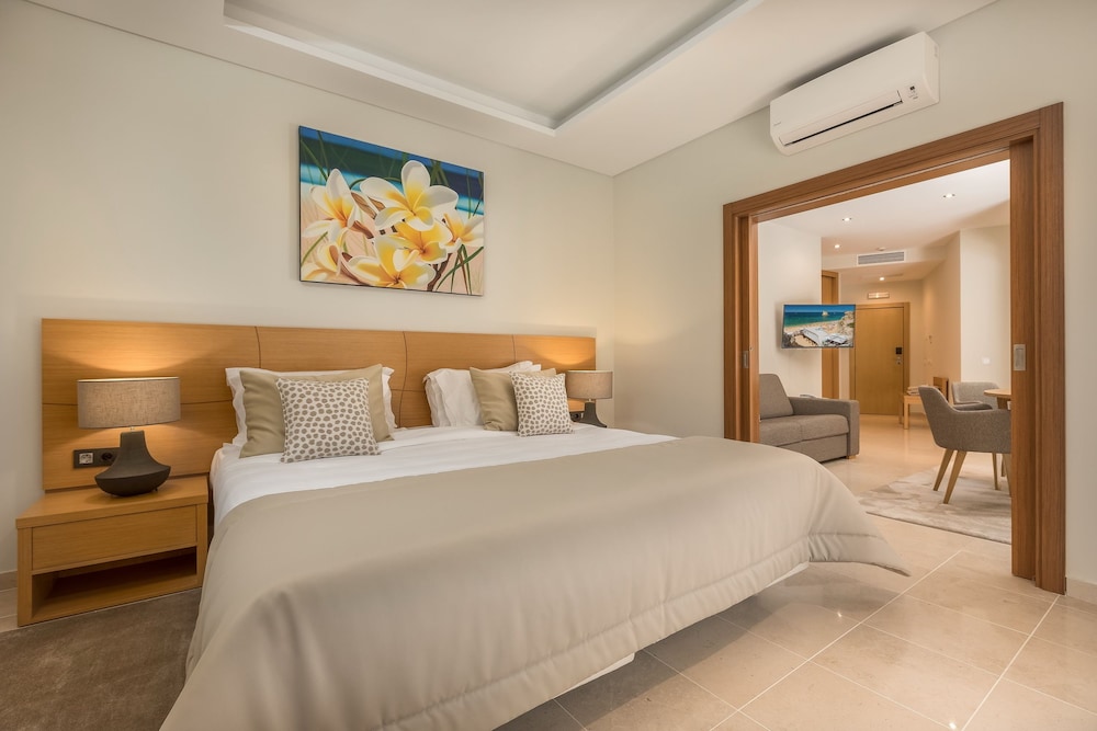 caneiros luxury house and suites