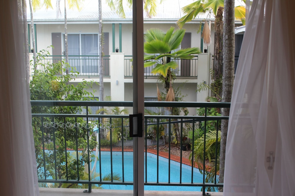 crystal garden resort and restaurant