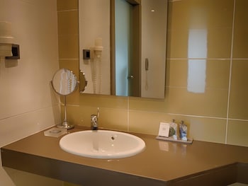 thessalikon grand hotel