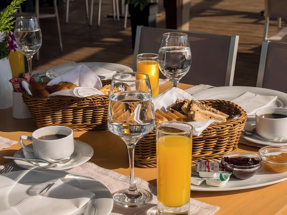 thessalikon grand hotel