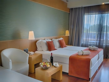thessalikon grand hotel