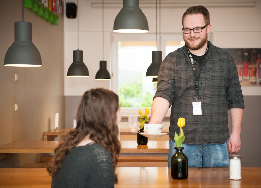 five reasons hotel and hostel