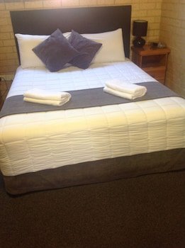 avlon gardens motel ballina