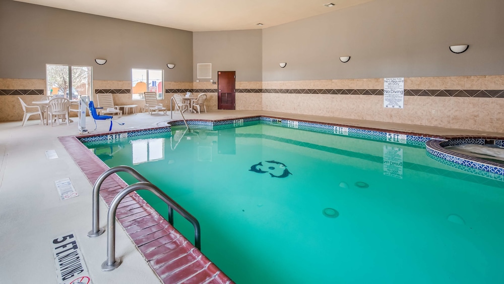 best western south plains inn and suites