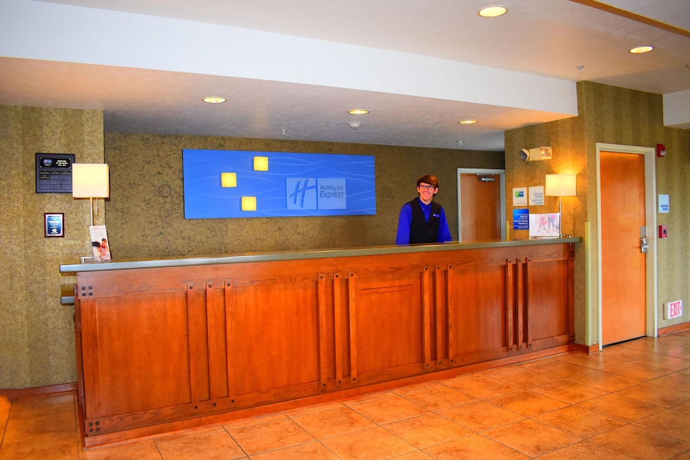 holiday inn express lewiston by ihg